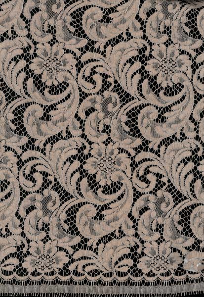 FRENCH LACE - LT TAUPE (POUDRE)